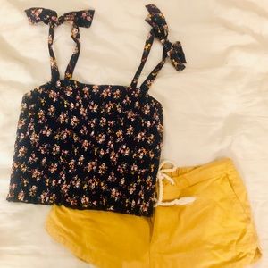 Cute Tie Straps Smocked Navy Floral Crop Top